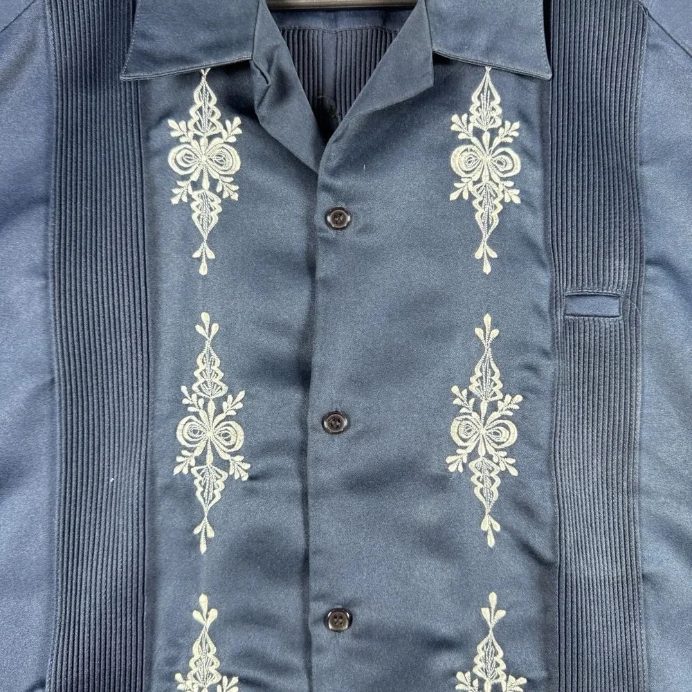 Vtg Guayabera Copacabana Shirt Mens Size 42 Blue Short Sleeve Satin Seda Bowling